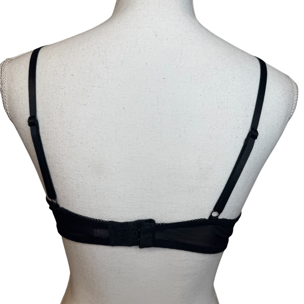 Elegant Lace Black and Red Push-Up Bra by sophie b. Size 36C - Picture 4 of 7